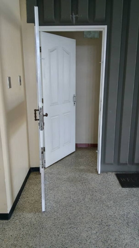 Imagen 4 de 13 de Apartamento En Venta Monteserino Cod:425102 Albert Gonzalez 04121444789 (solo Clientes)