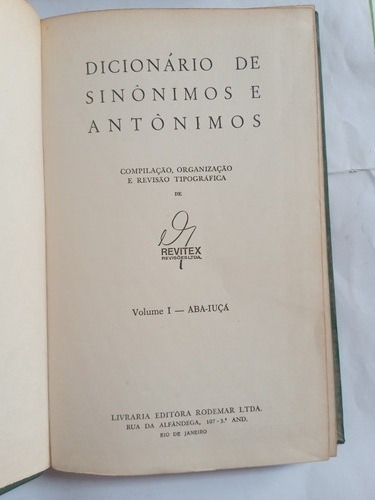 Coleção De Dicionários - Sinônimo E Antônimo
