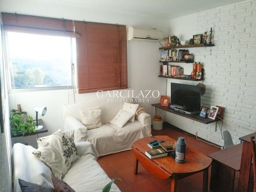 Imagen 2 de 13 de Apartamento En Venta - Euskal Erria 92 / Camino Carrasco / Malvin Norte