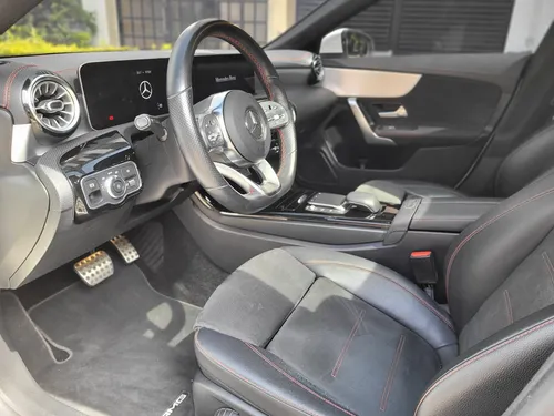 Mercedes-Benz Clase CLA 1.3 Cla 180 Amg Line At