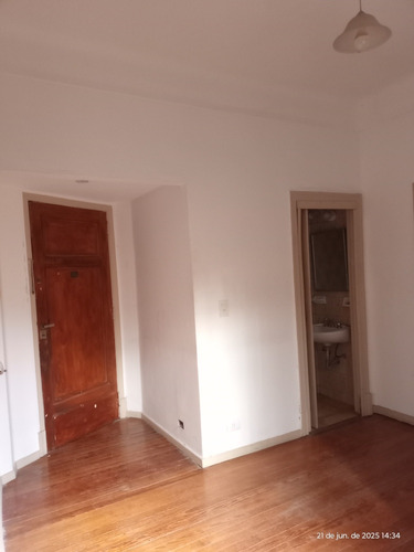 Departamento Tres Ambientes. Semipiso En Venta Digno De Ver
