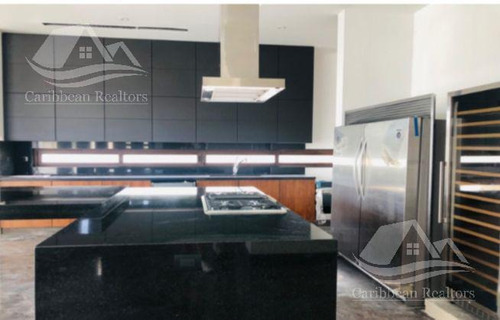 Imagen 8 de 23 de Casa De Lujo En Venta En Puerto Cancún Canales Alrz5000