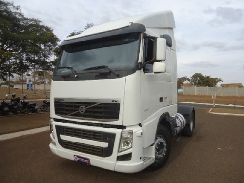 Imagem 3 de 10 de Volvo Fh 420 4x2