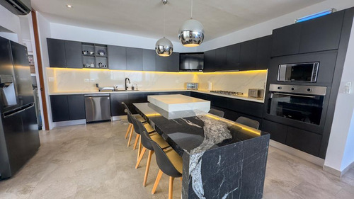 Casa En Venta Merida, Cholul En Privada , Entrega Inmediata.