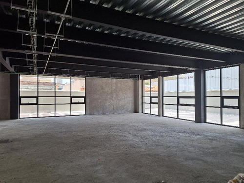 Local Comercial En Renta En Colonia Real De Arcos, Metepec, Estado De México