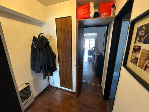 Departamento En Venta 2 Dormitorios Semipisos C/balcón Terraza Montevideo 1900 Piso 8