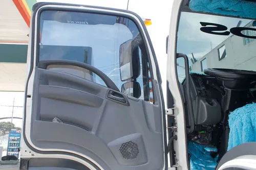 Camión Chevrolet Tanque Fvz Modelo 2020