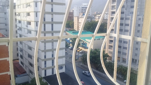 Imagen 14 de 15 de Apartamento En Venta Urb. Los Palos Grandes A 70 Iz