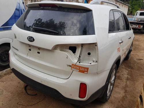 Imagem 6 de 11 de Sucata Kia Sorento 3.5 4x4 2015- Retirada De Peças