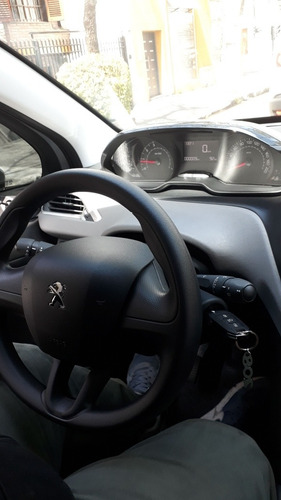 Peugeot 208 1.6 Active 2020
