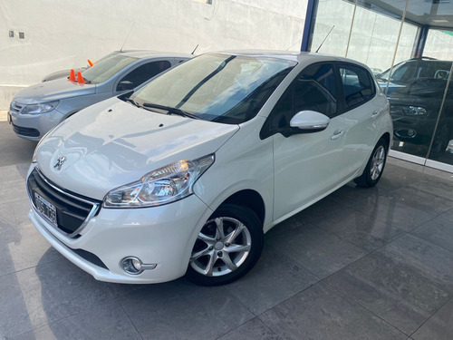 Peugeot 208 1.5 Allure Touchscreen