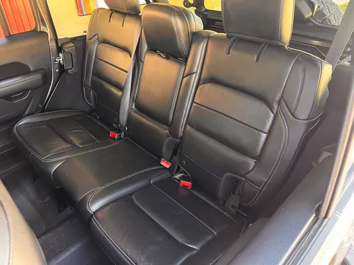 Jeep Wrangler 3.7 Unlimited Sahara 3.6 4x4 At