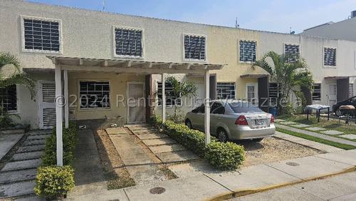 Casa En Venta Terraza De Ensenada Barquisimeto Gabriela C. 