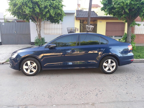 Volkswagen Vento 2.5 Luxury Tiptronic 170cv 2011