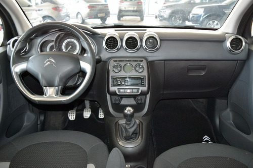Imagem 5 de 10 de Citroen C3 Exclusive