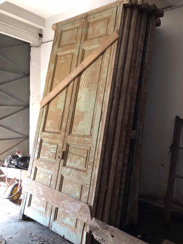 12 Puertas Antiguas De Madera Dura