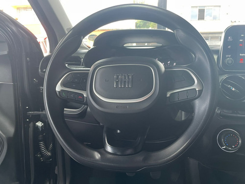 Fiat Cronos 1.3 Drive Flex 4p