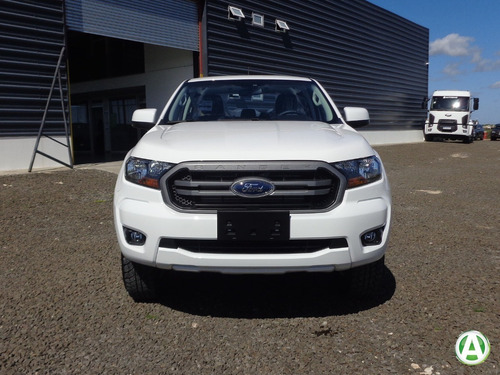 Ford Ranger Xls Dc 4x4 Mt 3.2 L 200 Cv 0 Km.