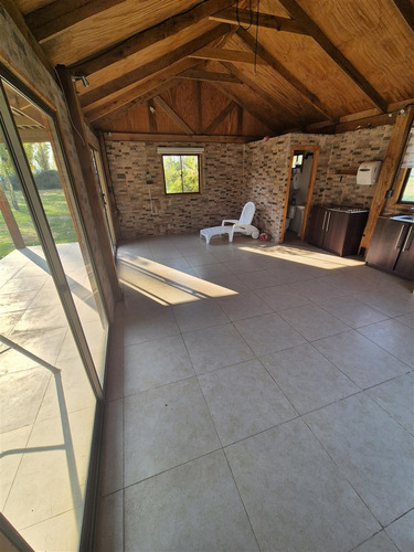 Casa En Venta, Seminueva De 4 Dorm. A 10min De L.a.