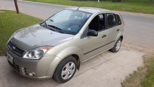 Ford Fiesta 1.6 Ambiente Mp3