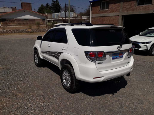 Toyota Sw4 3.0 Srv Cuero 4x4 4at 2012 7as