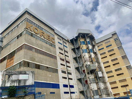 Caricuao Galpón En Venta