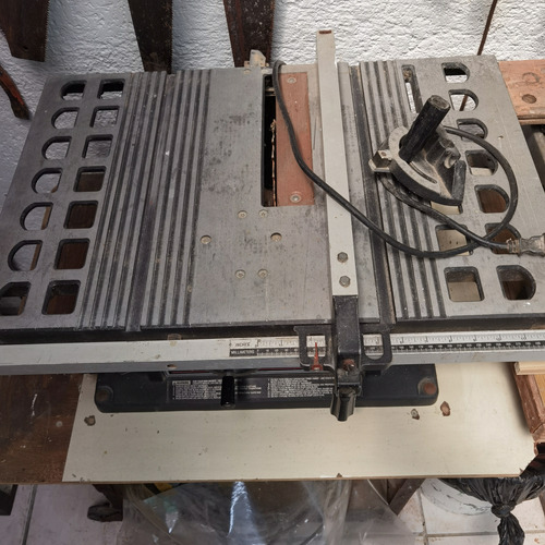 Sierra Electrica 10 Pulgadas Con Mesa (Usado)