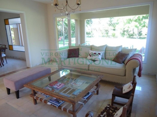 Casa En Venta En Club De Campo San Francisco Pilar