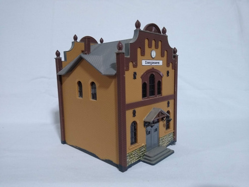 Imagen 5 de 10 de Nico Hermosa Fabrica Europea 12x15x15 Vollmer H0(cch 155)