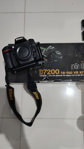 Nikon D7200 Kit 