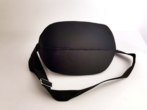 Imagem 4 de 5 de Bolsa Lancheira Térmica Neoprene Bolinhas Brancas Isoprene
