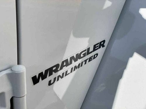 Imagen 14 de 15 de Jeep Wrangler 2016 5p Unlimited Sahara V6/3.6 Aut