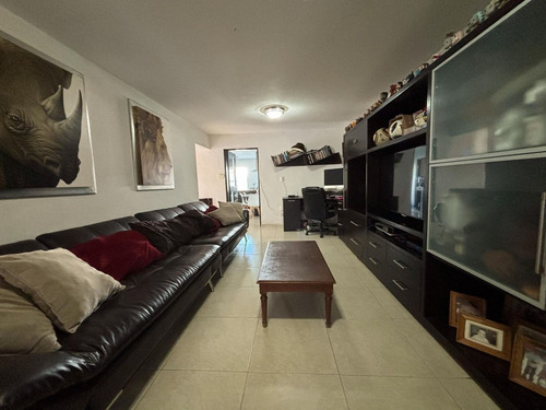 Casa En Venta En Claustros Del Sur. 8