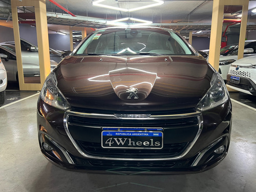 Peugeot 208 1.6 Feline