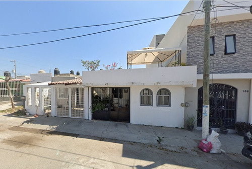 Remate!!!...invierte Y Obten Ganancias. Casa Adjudicada Valle De Aragón 188, Valle Dorado, Mezcales, Nayarit, México