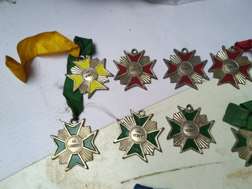 Medalla Antigua Al Mérito M1 
