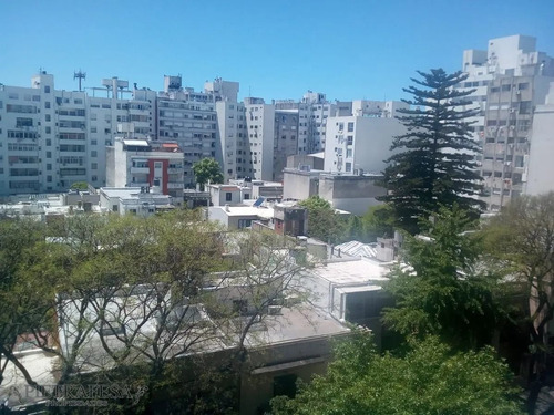 Imagen 4 de 15 de Apartamento Con Renta 2 Dormitorios 1 Baño Con Terraza - Garaje - Pocitos
