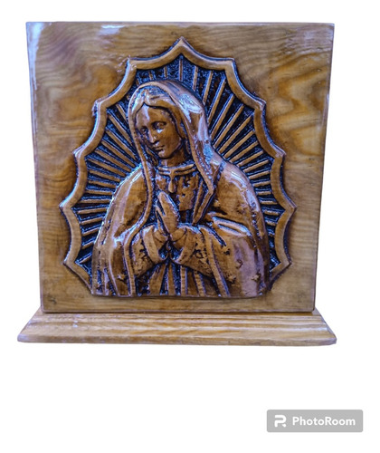 Urna Funeraria Virgen Tallada M2