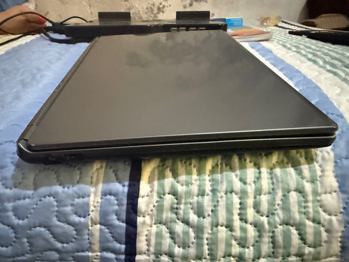 Laptop Aspire V7 Negro (Usado)