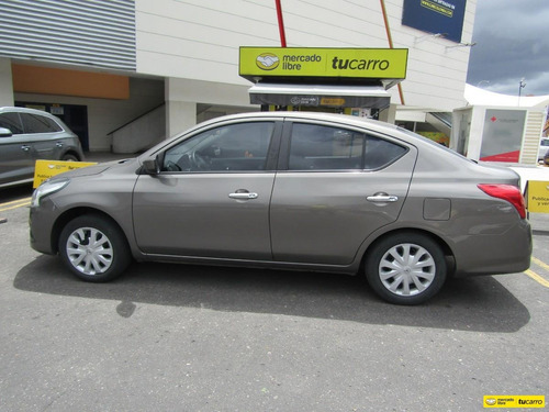 Nissan Versa 1.6 Advance
