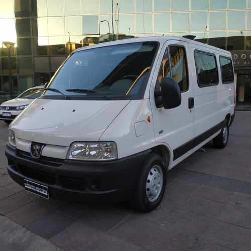 Peugeot Boxer 2.3 Hdi Confort 330m Madero Motors 2017