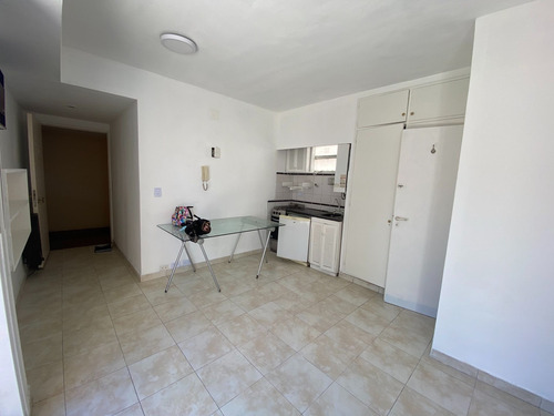 Imagen 4 de 11 de Depto 1 Ambiente Venta Palermo Chico Con Balcon
