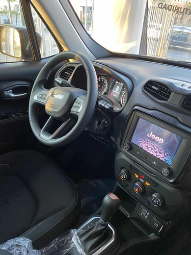 Jeep Renegade sport a/t6