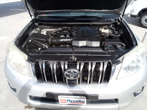 Imagen 6 de 10 de Toyota Land Cruiser Prado