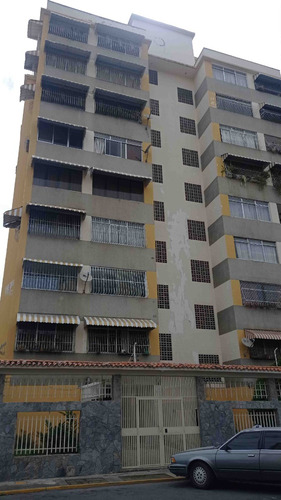 Apartamento En El Paraíso En La Calle Valparaíso (para Actualizar)