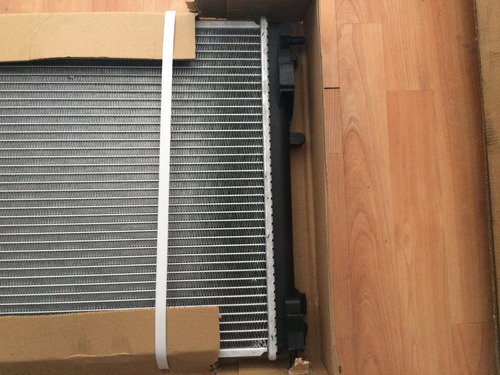 Imagen 3 de 4 de Radiador Renault Cangoo Con A/c