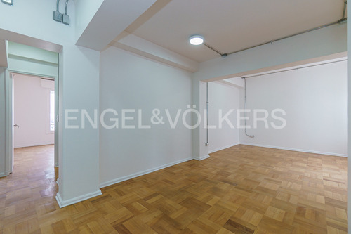 Remodelado Barrio Lastarria 3d+2b+ Servicios