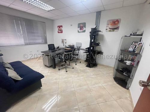 Imagen 2 de 30 de !! Edificio En Alquiler En Barquisimeto, Zona Centro, Lara, Venezuela. Contacto 0424-5257450 Codigo 23-6687 $ 1800 1200 M² **ajl**