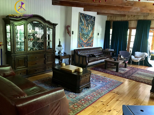 Vende Casa Con Gran Terreno Caburgua Pucón