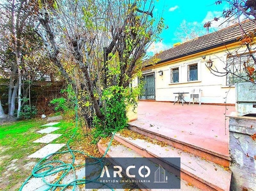 Imagen 15 de 16 de Casa En Venta Gran Terreno 636 M2. Metro Chile España. Ñuñoa